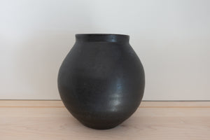 Stoneware black moon jar