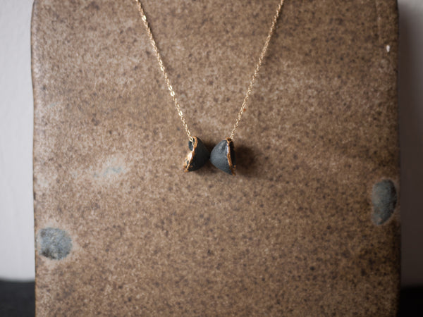 Necklace Hana pair black – Reiko Yamamoto Studio